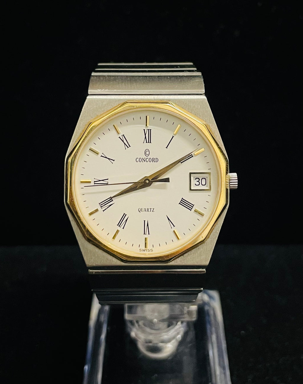 Concord quartz gold on sale watch