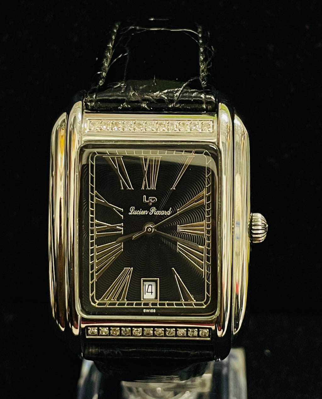 Lucien piccard hot sale square watch