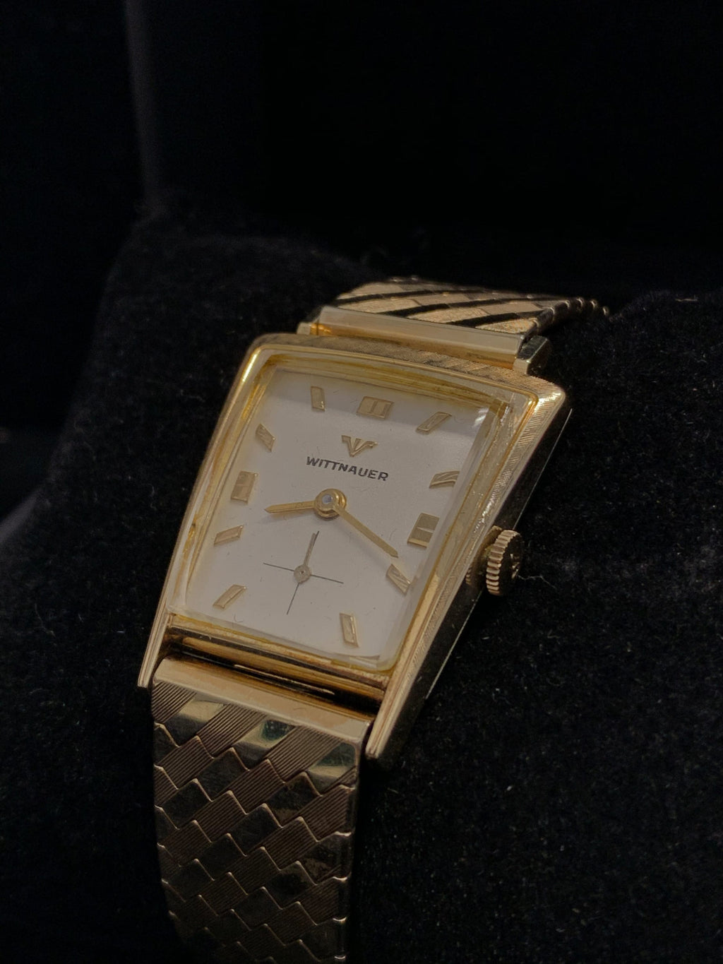 Wittnauer vintage watch value sale