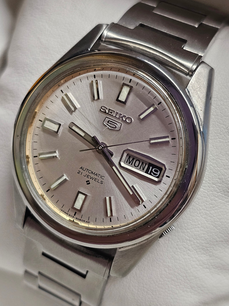 SEIKO Day-Date Feature, Steel Case, Brand New Men's Wristwatch - $6K APR w/ COA! APR57