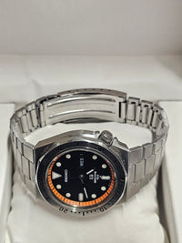 SEIKO Sports Day-Date Feature Rotating Diving Bezel Men's Watch- $6K APR w/ COA! APR57