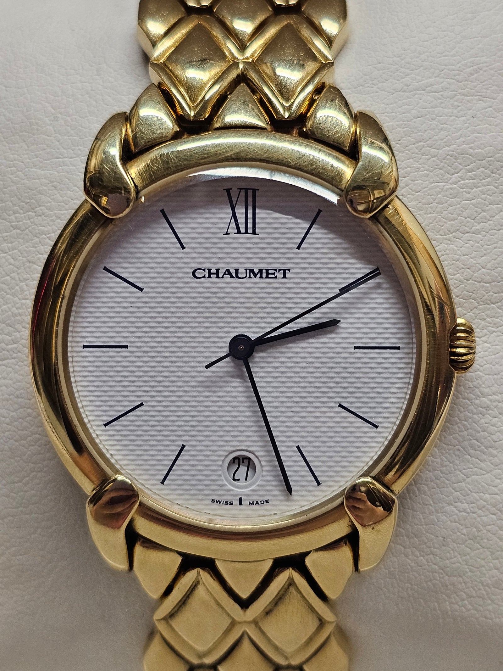 Chaumet 18K Yellow Gold Date Feature White Dial Unisex Watch APR w Coa