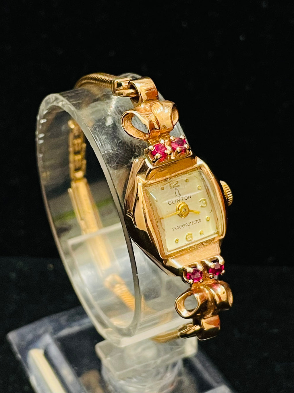 Vintage clinton shop ladies watch