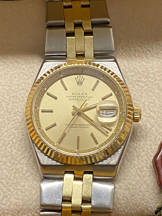 ROLEX Oyster Perpetual Datejust 18K Yellow Gold Chronometer Watch - $80K  APR Value w/ CoA!