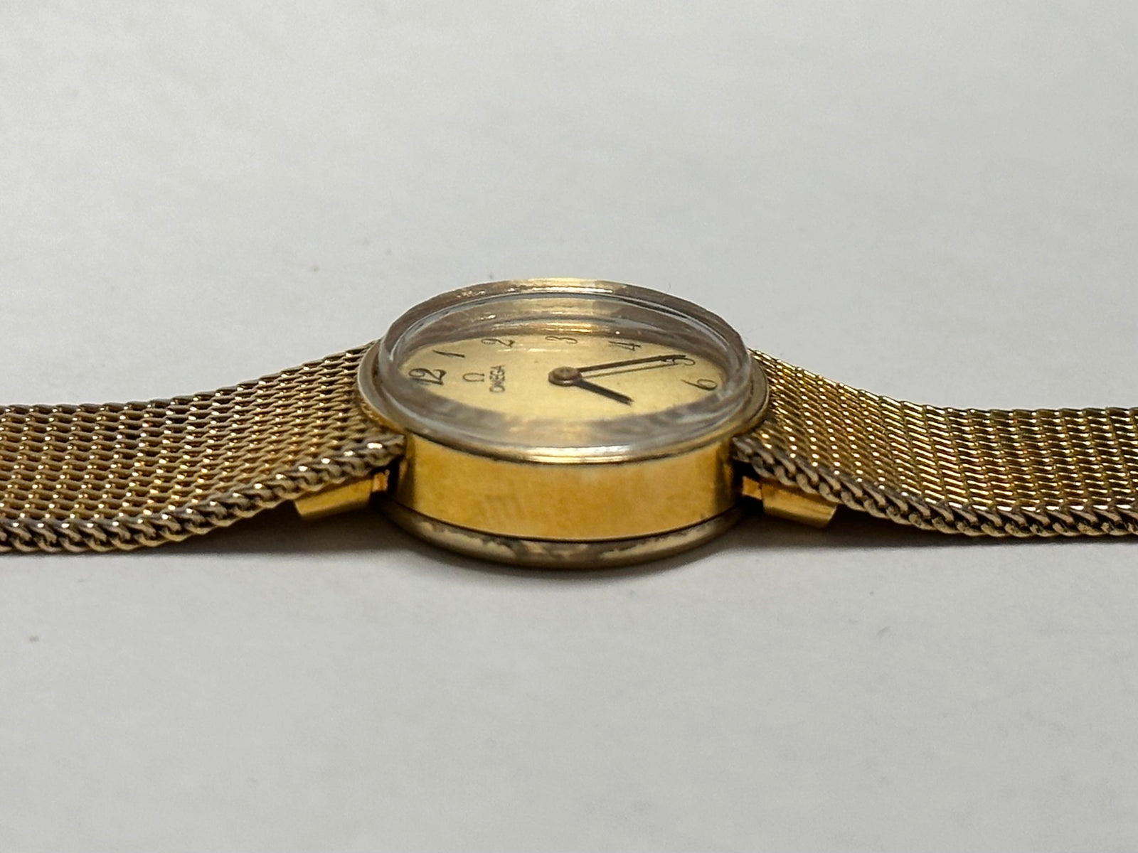 OMEGA Very Beautiful Small Case Vintage C. 1960's Ladies Watch - $6K APR  Value w/ CoA!