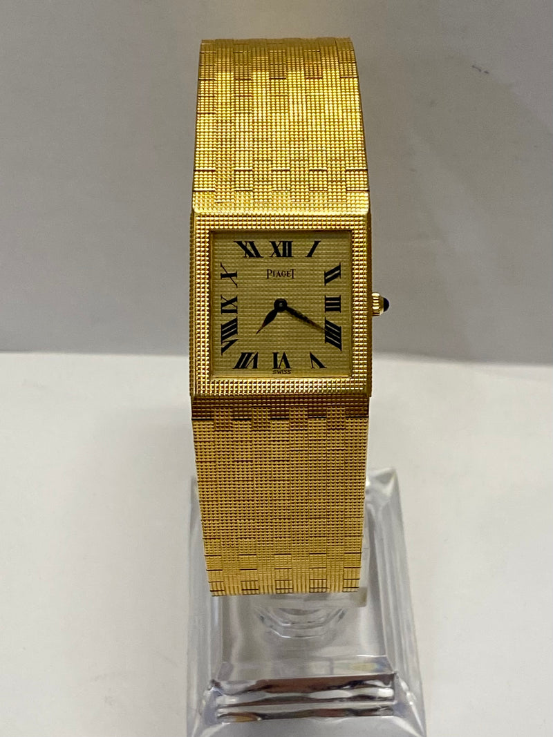 PIAGET Unisex 18K YG Vintage Engraved Florentine Finish Watch 60K A