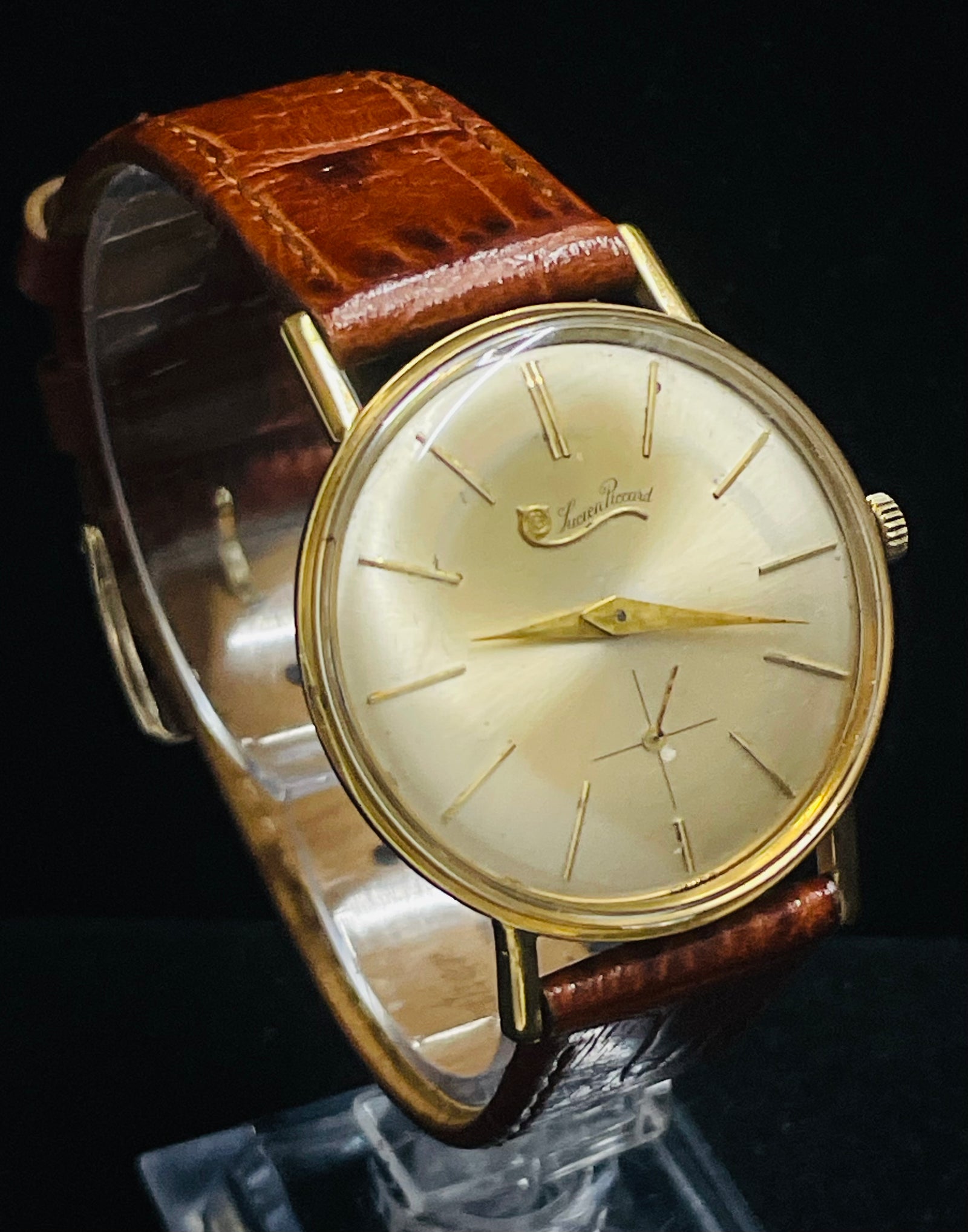 LUCIEN PICCARD JUMBO CHRONOGRAPH MEN S 18K YELLOW GOLD WATCH 7K APR