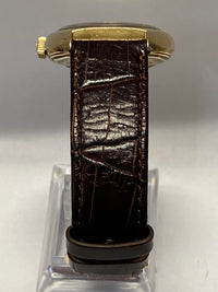 UNIVERSAL GENEVE Unisonic C.1950's Gold Cushion Case Men's Watch- $10K APR w/COA APR57