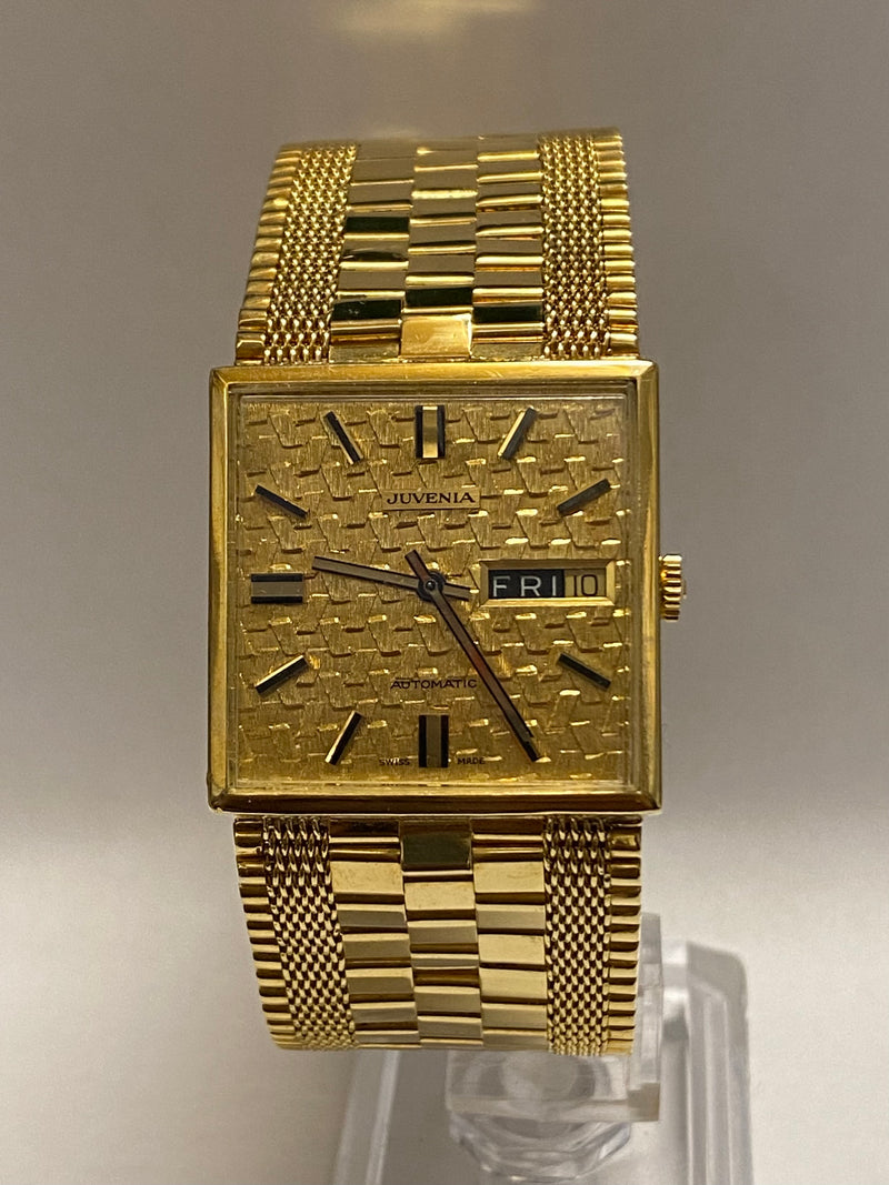 Juvenia gold outlet watch