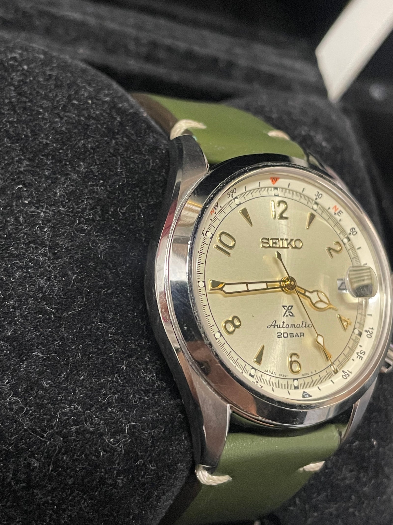 Seiko Prospex SPB 123 Men s Watch Platinum Dial Rare Model 3K APR