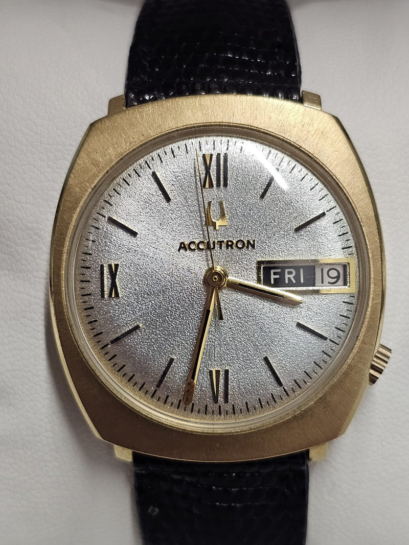 Bulova Accutron Vintage 1950s 14K Yellow Gold Day-Date Watch - $15K APR w/ COA!! APR 57