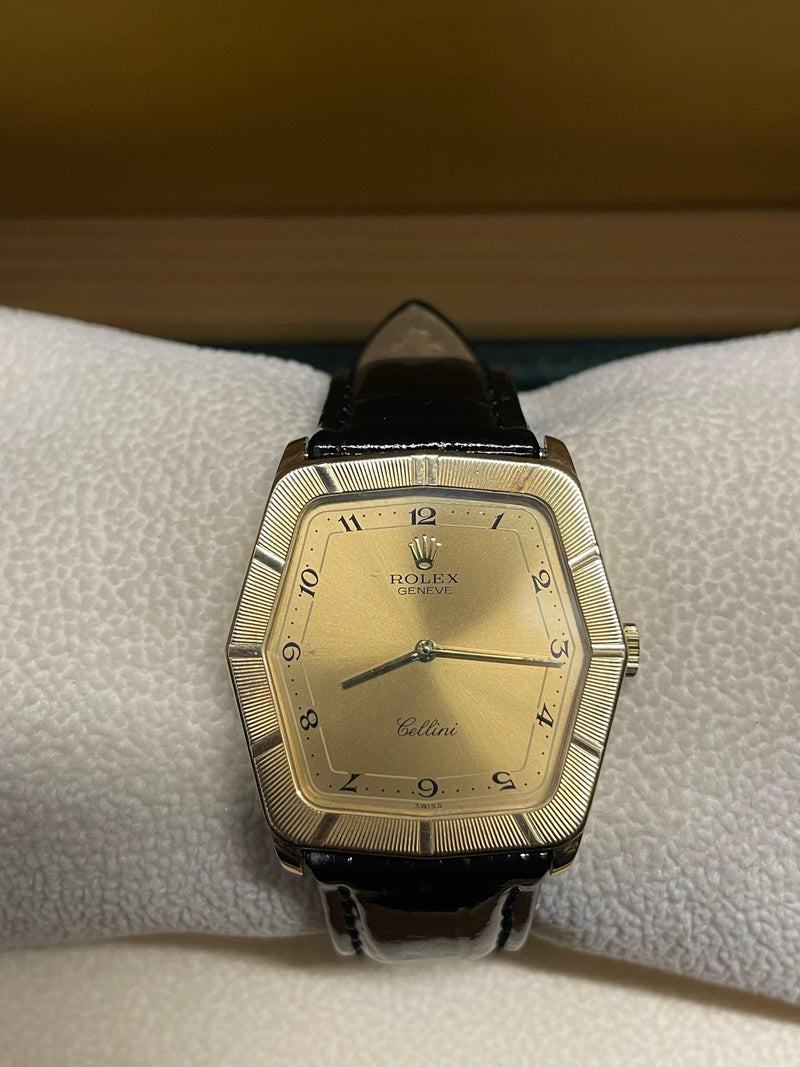 Rolex Cellini 18K Gold Rare Watch with Black Arabic Numerals - $20K APR w/ COA!! APR 57